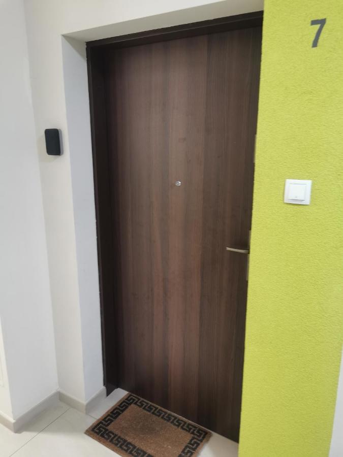 Apartament Julia Apartment โควอบเซก ภายนอก รูปภาพ